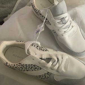 Old navy women’s tennis shoes